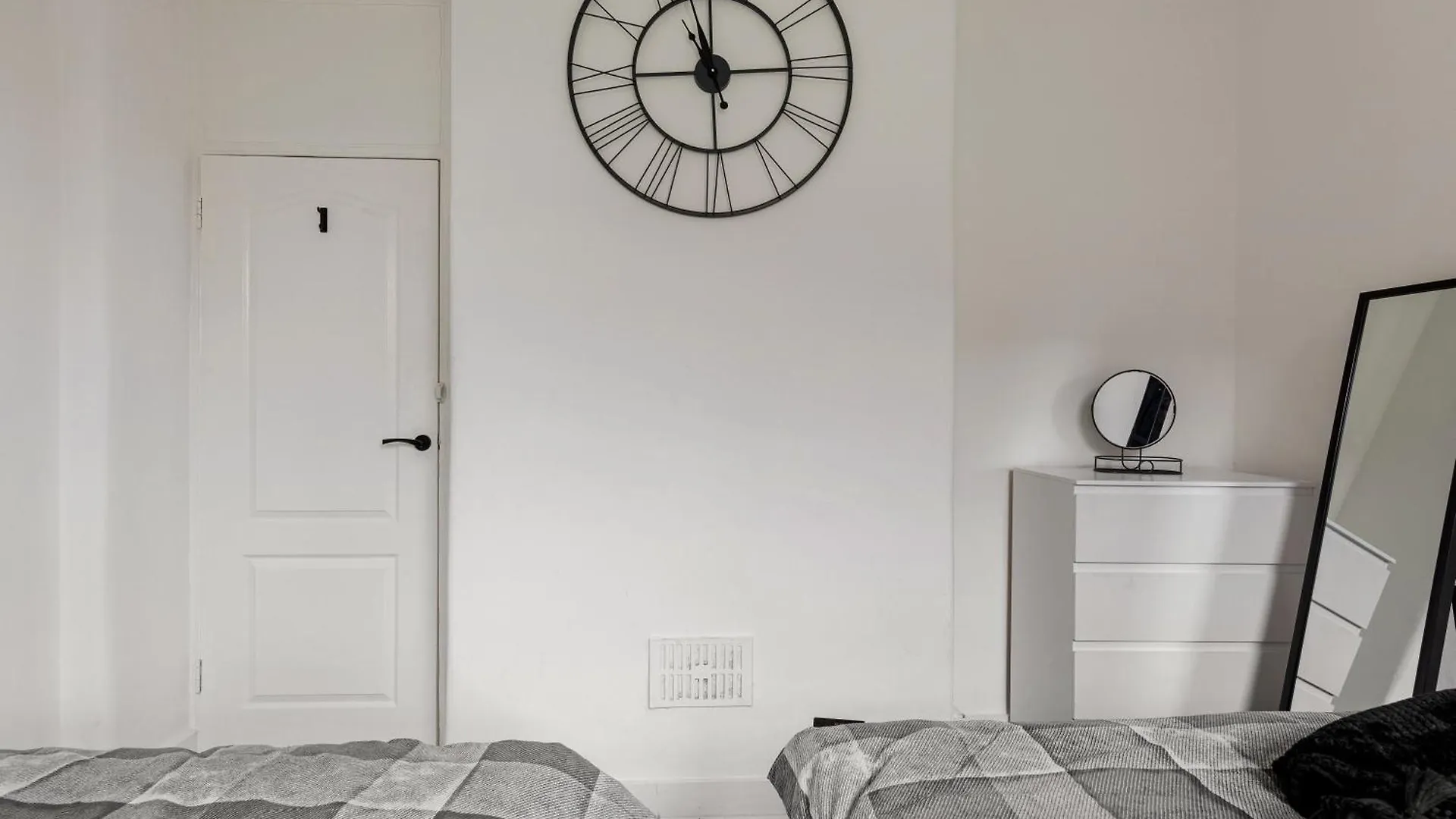 Beautifully Modern 2-Bed Apartment W/Garden London United Kingdom