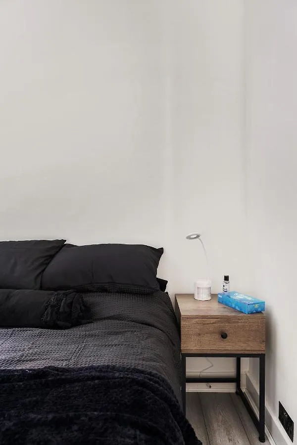 Beautifully Modern 2-Bed Apartment W/Garden London Großbritannien